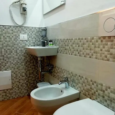 Elvi Гостевой дом Специя